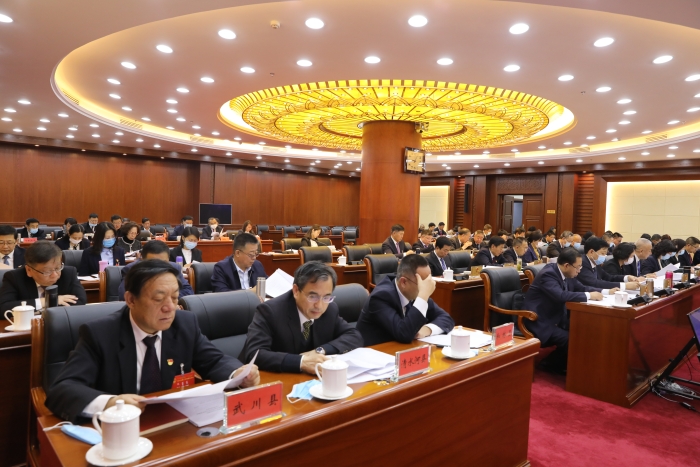 b4e665f04dd7f2077c32ba5a2e939be